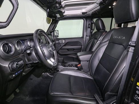 Used 2021 Jeep Wrangler Unlimited Sahara w/ Cold Weather Group image 38