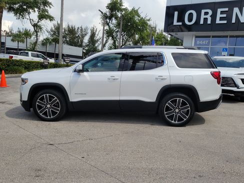 Used 2023 GMC Acadia SLT FWD image 8