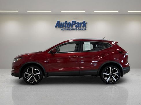 Used 2022 Nissan Rogue Sport SL image 4