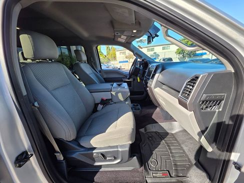 Used 2015 Ford F150 XLT w/ Equipment Group 302A Luxury image 16