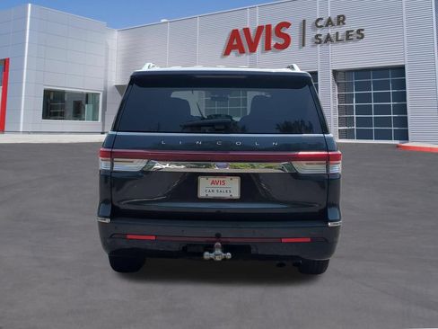Used 2023 Lincoln Navigator Reserve AWD/4WD image 7