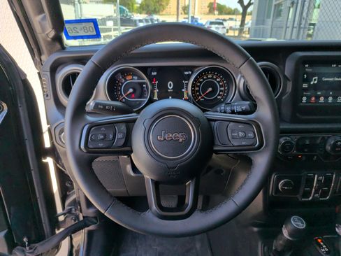 Used 2023 Jeep Wrangler Unlimited Sport AWD/4WD image 17