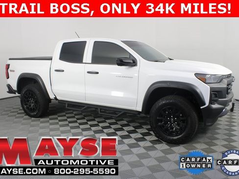 Used 2024 Chevrolet Colorado Trail Boss w/ Technology Package image 1