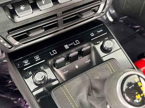 Used 2025 Porsche 911 GT3 RS image 12