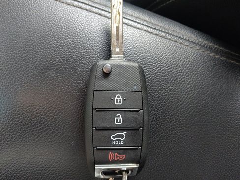 Used 2019 Kia Sportage LX FWD image 32