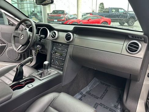 Used 2009 Ford Mustang Shelby GT500 image 24