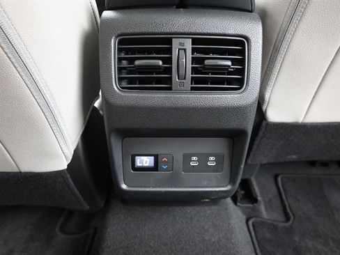 Used 2025 Nissan Rogue SL w/ Tech Package image 14