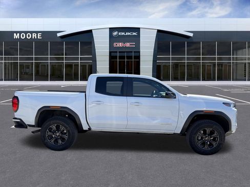 Used 2025 GMC Canyon Elevation w/ Convenience Package RWD image 2