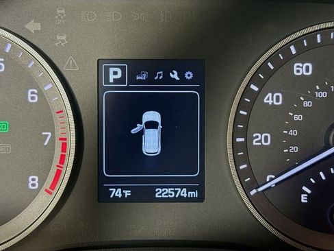 Used 2018 Hyundai Tucson Sport image 33