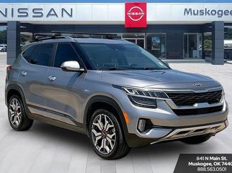 Used 2021 Kia Seltos SX w/ SX Sunroof Package AWD/4WD video 1
