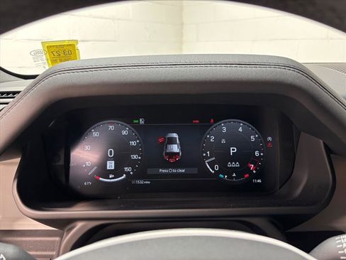 Used 2026 Land Rover Defender 110 X-Dynamic SE image 17