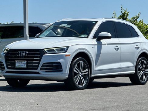 Used 2020 Audi Q5 e Prestige w/ Prestige Package AWD/4WD image 7