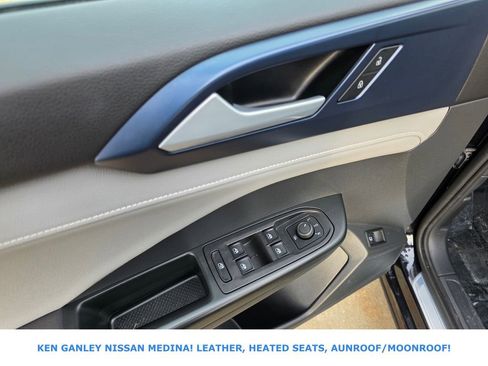 Used 2024 Volkswagen Taos SE image 41