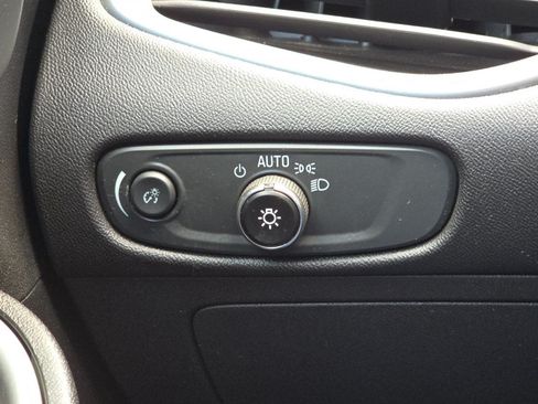 Used 2024 Chevrolet Malibu LS FWD image 29