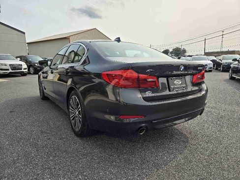 Used 2019 BMW 530i xDrive w/ Convenience Package image 5