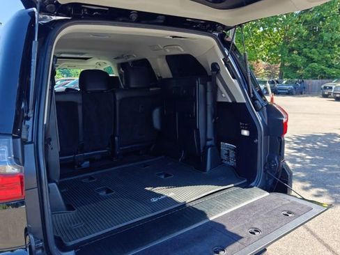 Used 2018 Lexus LX 570 4WD image 58