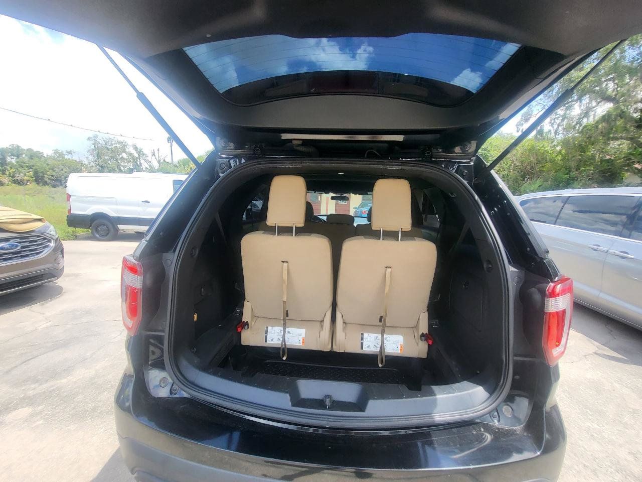 Used 2017 Ford Explorer FWD image 41