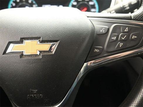 Used 2020 Chevrolet Equinox LS image 26