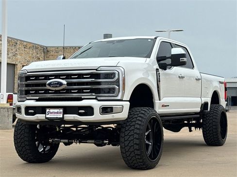 Used 2024 Ford F350 Platinum w/ Tremor Off-Road Package image 3