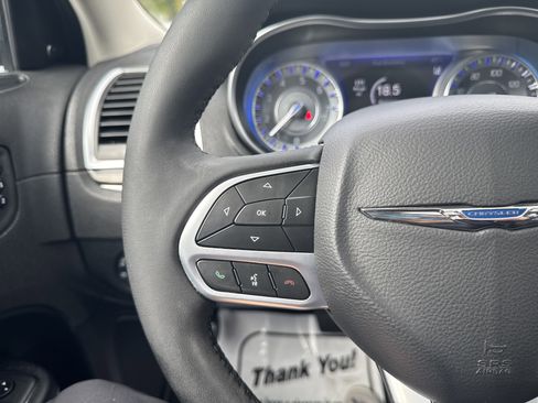 Used 2022 Chrysler 300 Touring L w/ Popular Equipment Group image 23