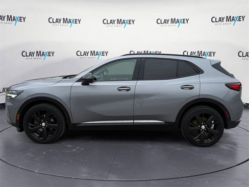 Used 2021 Buick Envision Essence w/ Technology Package I image 2