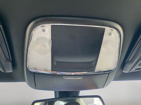 Used 2019 Dodge Charger SXT image 29