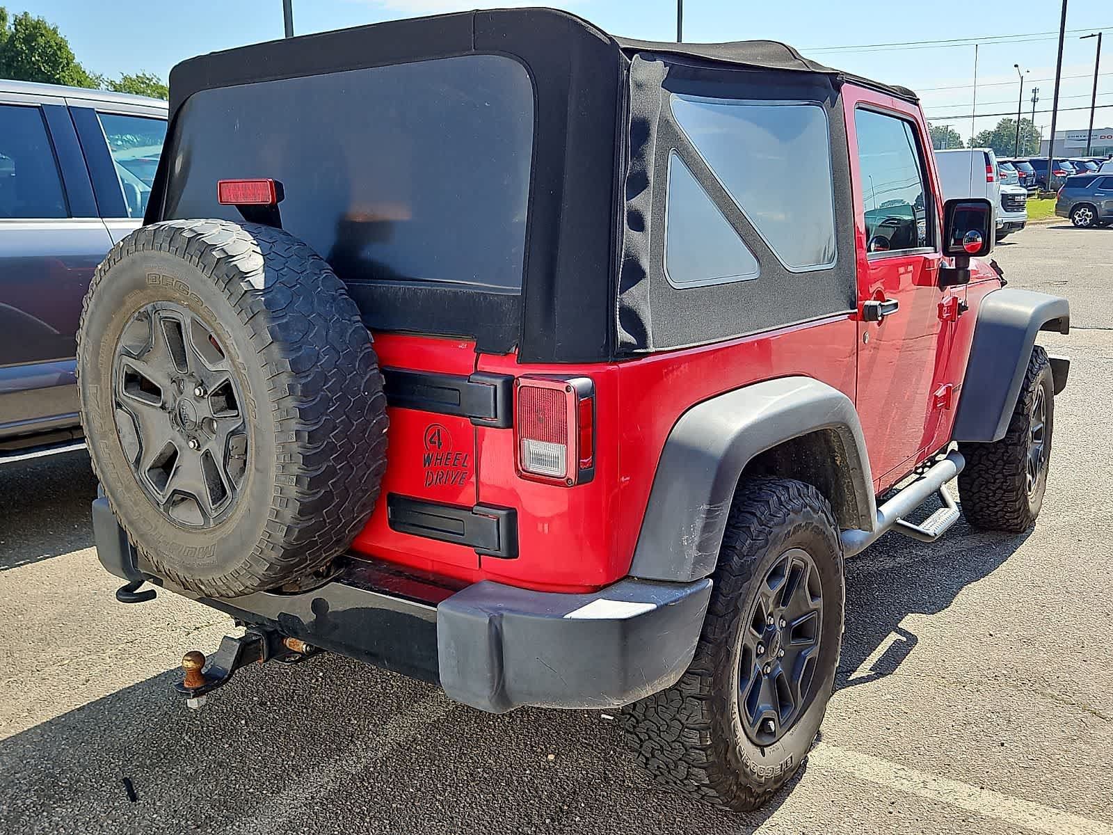 Used 2016 Jeep Wrangler Sport AWD/4WD image 3