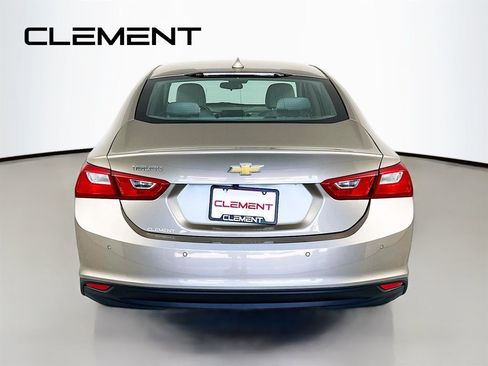 Used 2024 Chevrolet Malibu LT FWD image 8