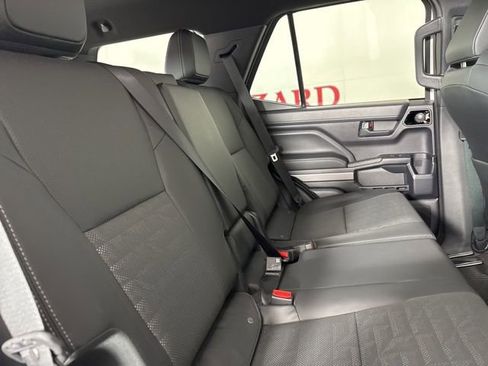 Used 2025 Toyota 4Runner TRD Off-Road Premium image 18