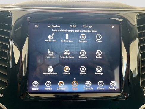 Used 2020 Jeep Cherokee Limited FWD image 13