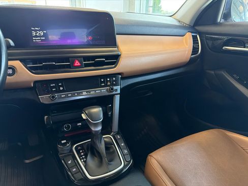 Used 2024 Kia Seltos EX AWD/4WD image 21