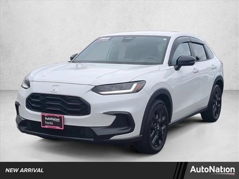 Used 2023 Honda HR-V Sport image 1