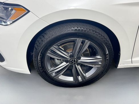Used 2023 Volkswagen Jetta SE FWD image 13