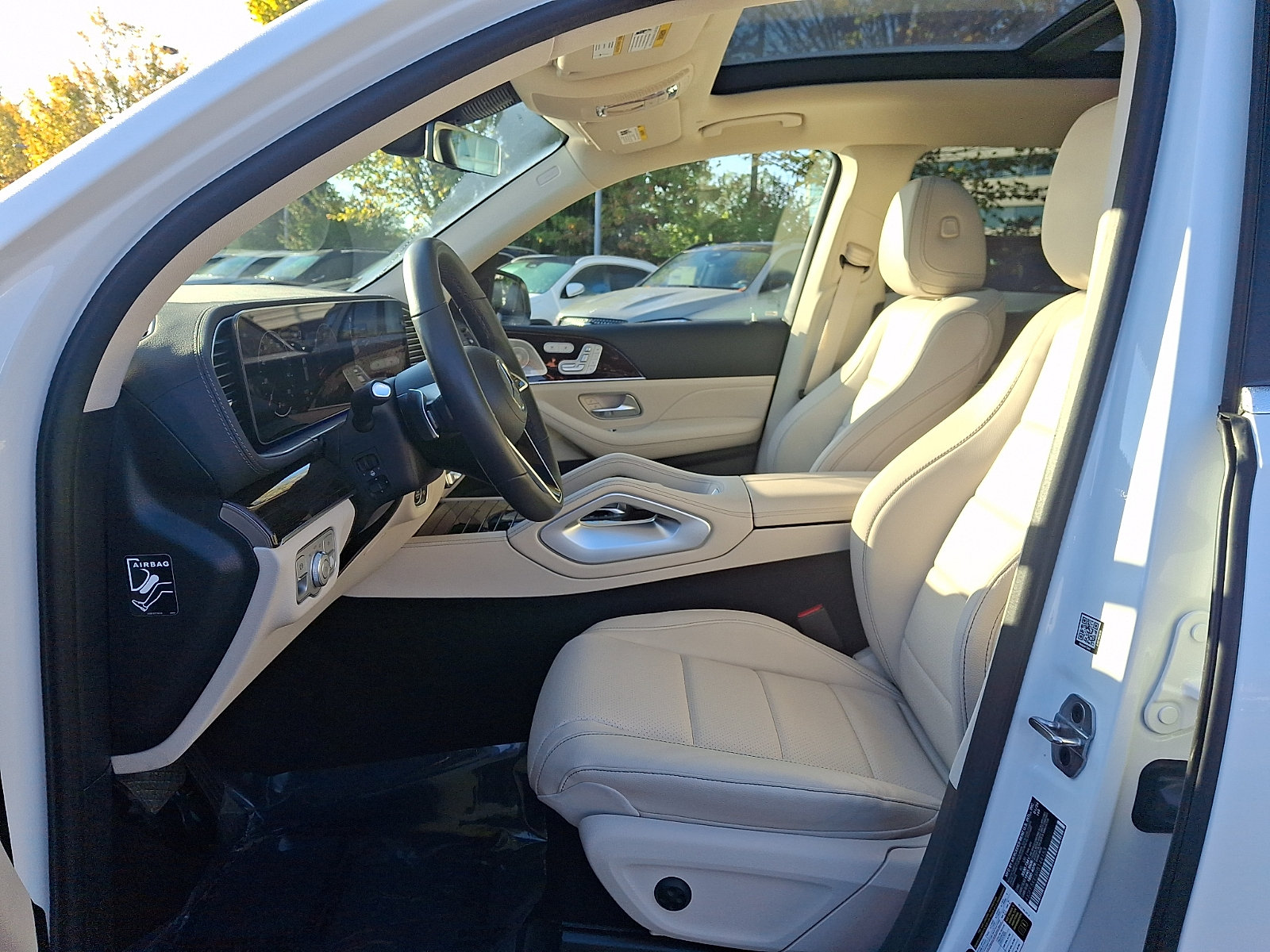 Certified 2024 Mercedes-Benz GLS 450 4MATIC image 13
