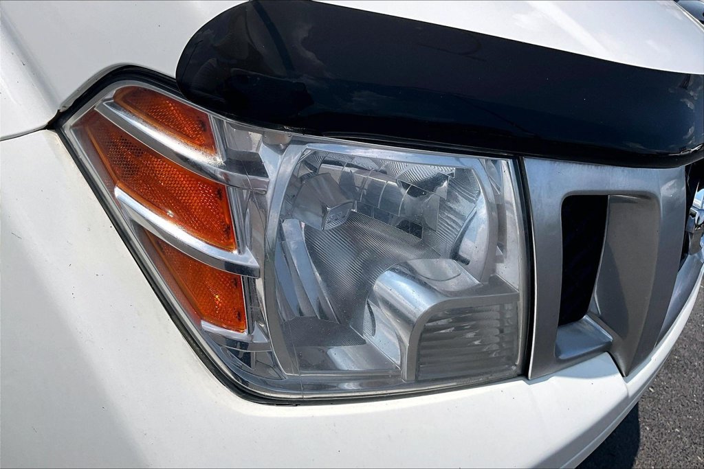 Used 2020 Nissan Frontier 2WD Crew Cab image 33