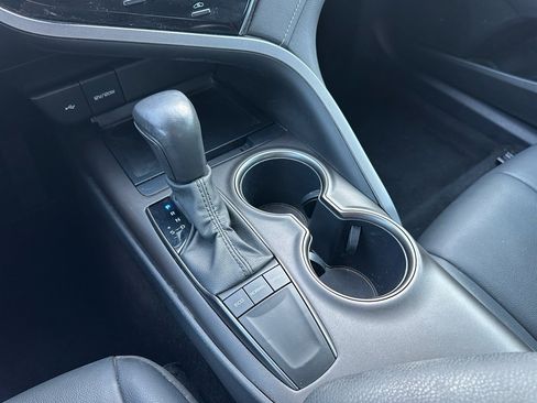 Used 2023 Toyota Camry SE w/ Convenience Package image 22