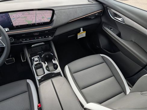 New 2025 Buick Envision Sport Touring image 28