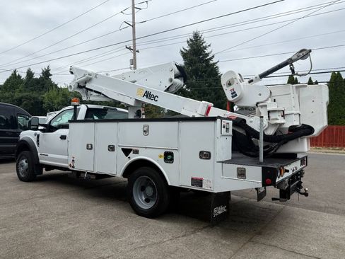 Used 2018 Ford F550 4x4 Regular Cab Super Duty image 2