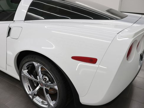 Used 2013 Chevrolet Corvette Grand Sport w/ 4LT Preferred Equipment Group RWD image 57