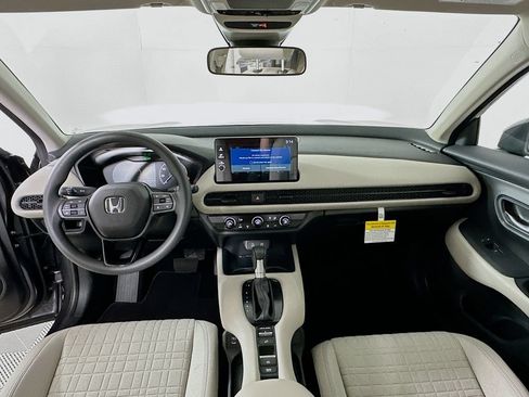 Used 2026 Honda HR-V LX image 3
