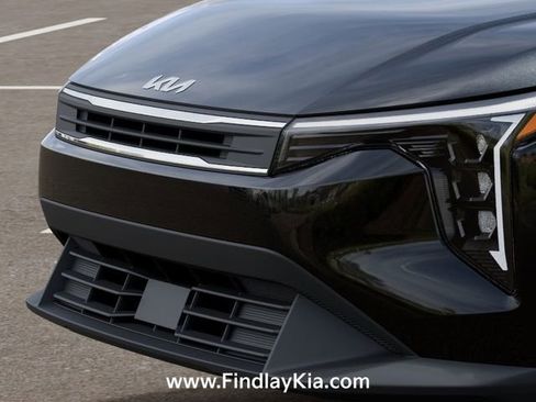 New 2026 Kia K4 FWD image 15