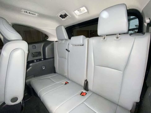 Used 2022 Toyota Highlander Bronze Edition AWD/4WD image 25