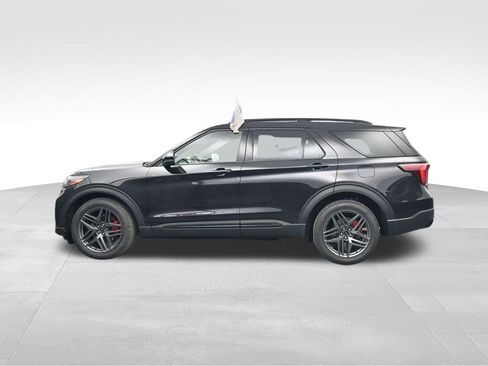 New 2026 Ford Explorer ST image 5