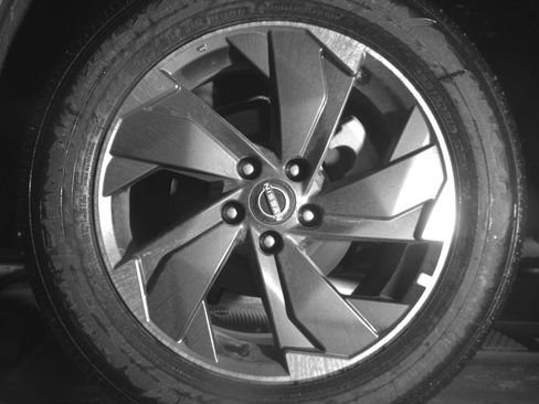 Used 2025 Nissan Rogue SV image 14