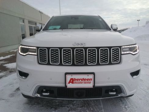 Used 2021 Jeep Grand Cherokee Overland image 3