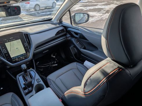 Certified 2025 Subaru Crosstrek 2.5i Limited w/ Popular Package #3A image 9