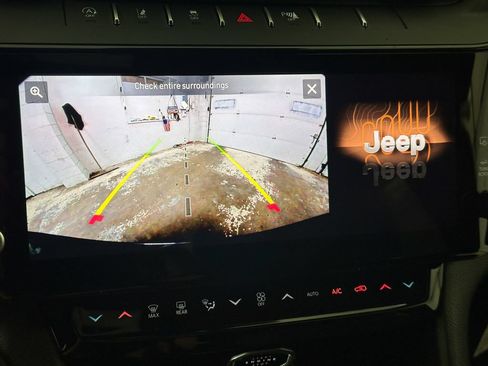 New 2026 Jeep Grand Cherokee Limited AWD/4WD image 42