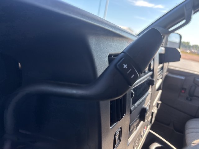 Used 2025 Chevrolet Express 3500 LT w/ LT Preferred Equipment Group RWD image 26