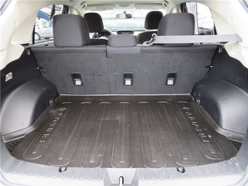 Used 2016 Subaru Crosstrek 2.0i Premium image 19