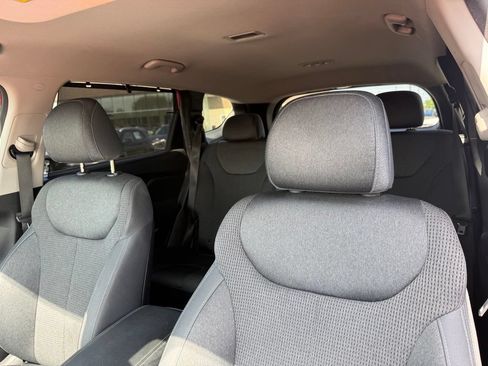 Used 2020 Hyundai Santa Fe SEL w/ Convenience Package FWD image 23
